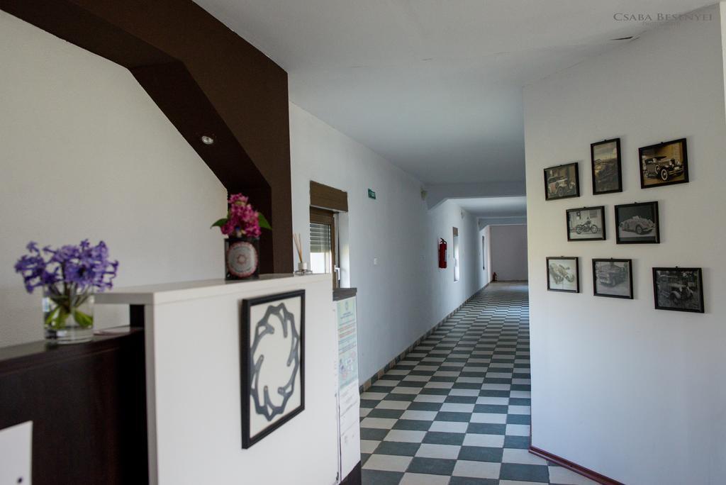 Appartamento Speedhouse Alba Iulia Esterno foto